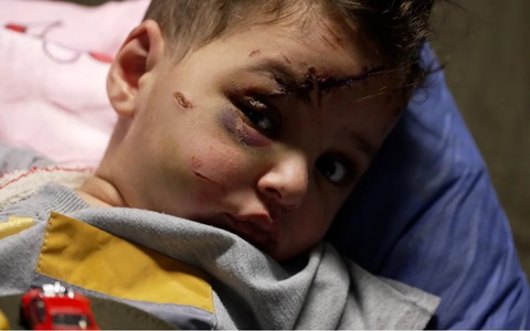 Rớt nước mắt phận trẻ mồ côi ở Gaza