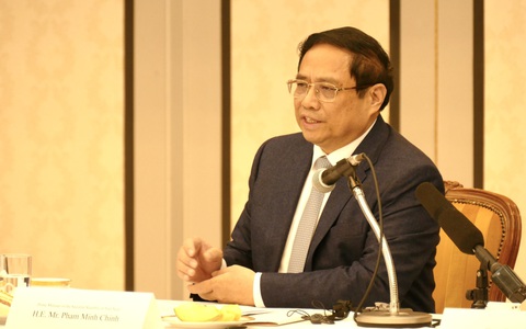 Thủ tướng nói với các tập đoàn công nghệ Nhật: Việt Nam đang là nơi khu trú an toàn trong 'cơn bão'