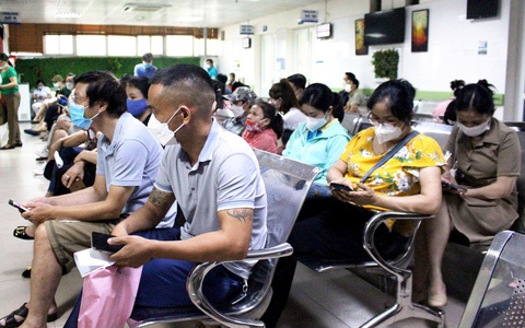 Vì sao bị đau bàn chân, xử lý ra sao?