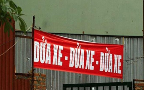 Ảnh vui 21-12: Cảnh sát chính tả không thích 'dửa xe'