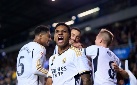 Tin tức thể thao sáng 22-12: Real Madrid lên đầu bảng; Man United phản đối Super League