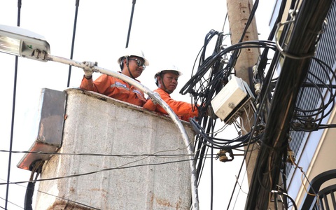 Điện lực TP.HCM thay đổi ngày ghi điện tháng 9