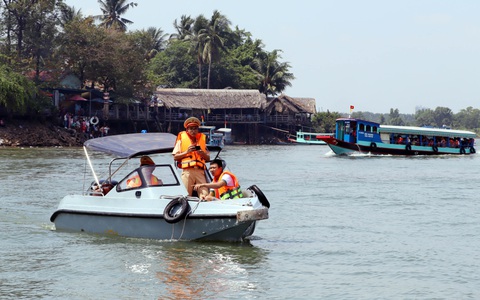 Khởi tố vụ án lật đò chở khách trên sông Đồng Nai khiến một thai phụ chết đuối