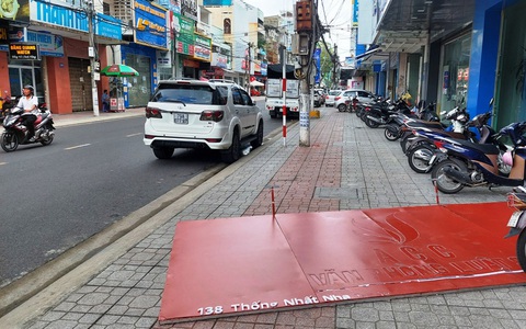 ‘Văn phòng luật sư ACC' ở Nha Trang đã dỡ bảng hiệu trái phép