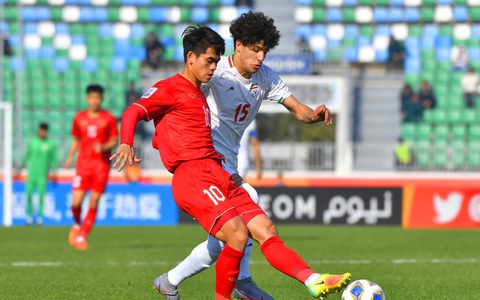 FPT Play giao lưu với thầy trò HLV Hoàng Anh Tuấn