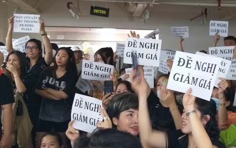 Thương nhân An Đông Plaza kêu cứu: Có hiểu lầm về chính sách thuê quầy sạp?