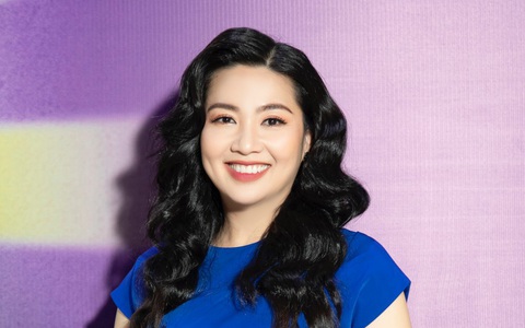 Lê Khánh áp lực vì bạn diễn trao quyền 'gánh team', bán vé