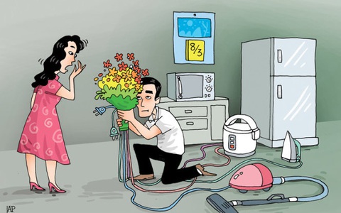 'Đàn bà tụi mình giữ mình hay giữ chồng?'