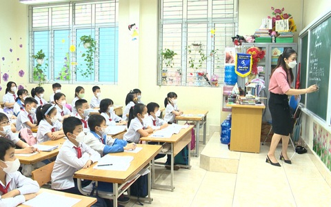 Học sinh, giáo viên Quảng Ninh phải đeo khẩu trang ở trường