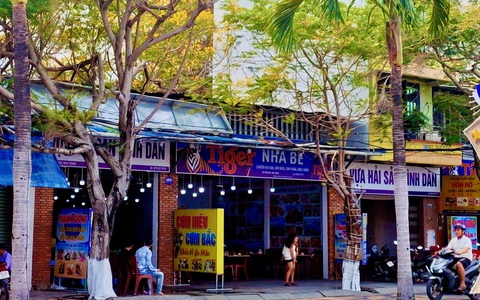 Nha Trang nhắc nhở người tố nhà hàng 'chặt chém' không chính xác