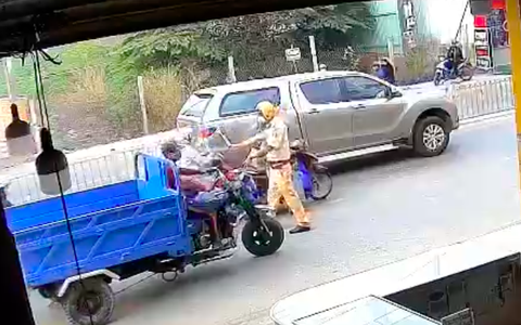 Luật sư phân tích vụ cảnh sát giao thông hi sinh khi chặn xe ở Long An
