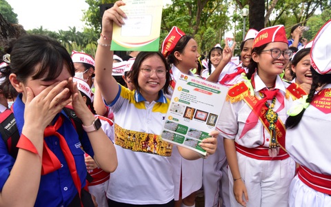 3.000 học sinh thi nghi thức và 'Tiếng kèn Đội ta'