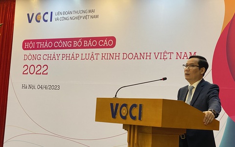 Luật này ‘đá’ luật kia đang làm khổ doanh nghiệp