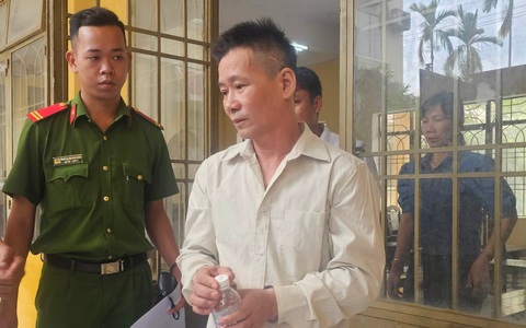 Người vợ không rửa tô sau khi ăn tối, bị chồng đâm nhiều nhát