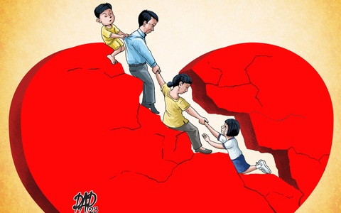Con thất tình, cha mẹ... thất kinh!