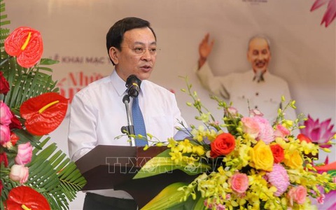 Triển lãm tôn vinh 133 tấm gương bình dị mà cao quý