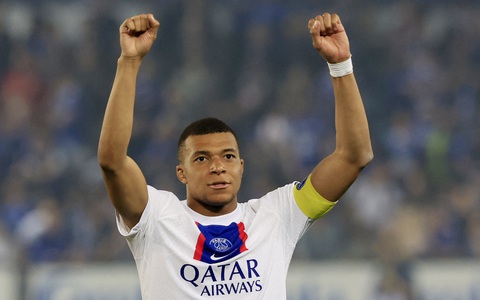 Mbappe lên tiếng về tương lai, khẳng định tiếp tục chơi cho PSG