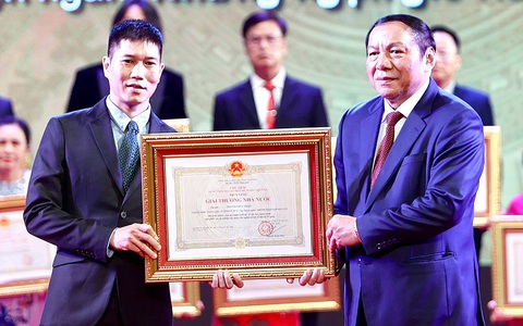 Giải thưởng Hồ Chí Minh, Giải thưởng Nhà nước: Có nên duy trì chuyện xin - cho?