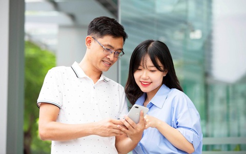 Ứng dụng ngân hàng ‘bùng nổ’ gói ưu đãi di chuyển, giải trí