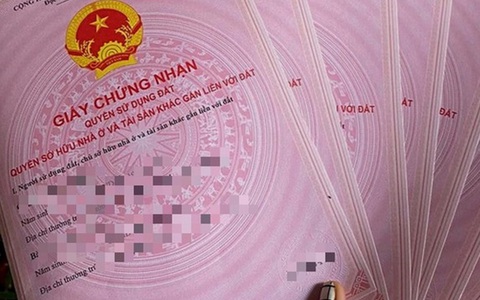 Văn phòng đăng ký đất huyện giữ hơn 4.000 'sổ đỏ' của dân suốt 10 năm