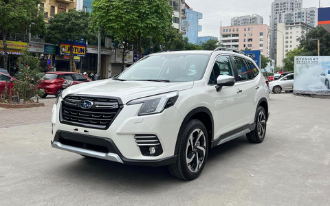 Tin tức giá xe: Subaru Forester giảm giá cao nhất 122 triệu