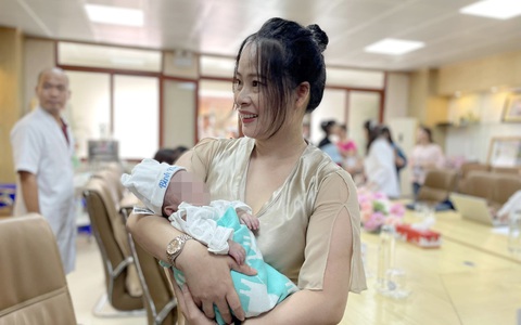 Kỳ tích nuôi sống trẻ sinh non 600 gam, mắc nhiều bệnh lý
