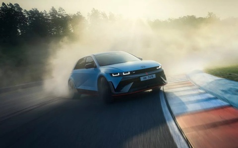 Hyundai Ioniq 5 đang bán ở Việt Nam có bản hiệu suất cao, mạnh như siêu xe
