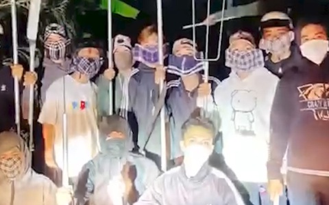 Kéo nhóm đi đánh nhau vì mâu thuẫn trong việc đăng hình bạn gái lên mạng
