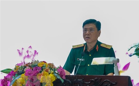 Bổ nhiệm phó chính ủy Quân khu 9 và phó tư lệnh Quân chủng Phòng không - Không quân
