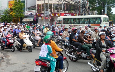Lái xe đi làm khiến nhiều người mất vui