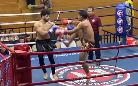 Võ sĩ giả vờ bắt tay để đánh lén bị đối thủ hạ knock out