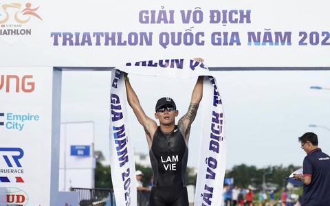 Lâm Quang Nhật trở lại ngoạn mục sau sự cố khó thở ở SEA Games