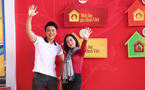 Nghệ sĩ cải lương Võ Minh Lâm nhớ về tuổi thơ sống xa cha mẹ
