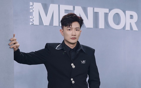 Khán giả The New Mentor phản ứng với 'quyền lực' của Dược sĩ Tiến
