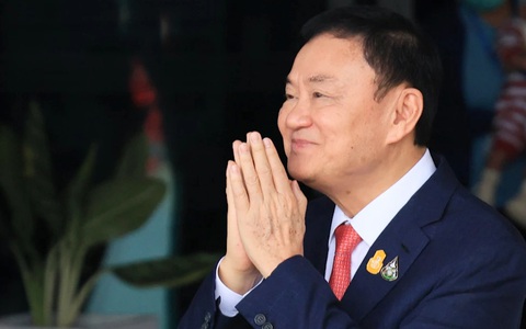 Cựu thủ tướng Thái Lan Thaksin Shinawatra lãnh 8 năm tù khi vừa về nước