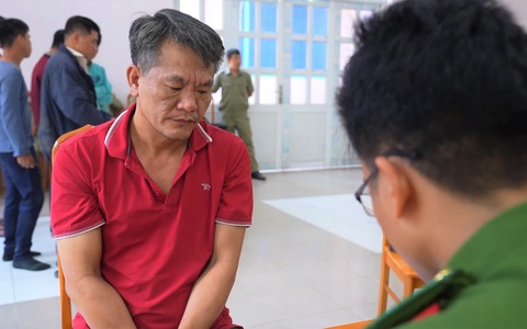 Khám xét khẩn cấp nơi ở của chủ quán thịt chó điều hành một nhóm trộm chó chuyên nghiệp