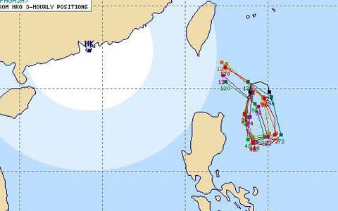 Bão Saola liên tục tăng cấp, chưa có khả năng đi vào Biển Đông