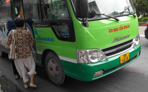 'Cả đời tôi không cầm lái xe máy, vẫn ổn'