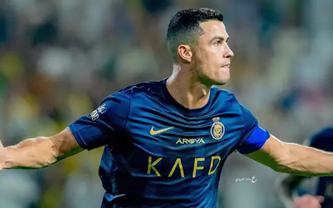 Siêu sao Ronaldo lập cú đúp ở Giải vô địch Saudi Arabia