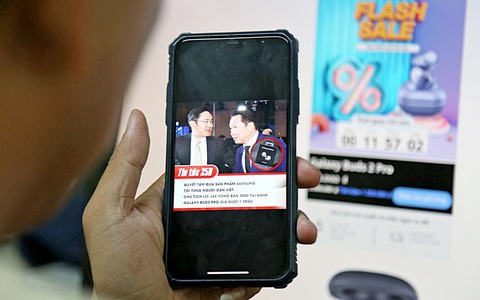 Mạo danh chủ tịch tập đoàn để lừa đảo bán... tai nghe