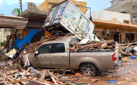 10.000 người mất tích trong lũ lụt chưa từng có ở Libya, thi thể khắp nơi