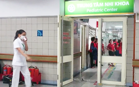 Vụ cháy chung cư mini ở Hà Nội: Có 29 học sinh ở bên trong, một số em tử vong