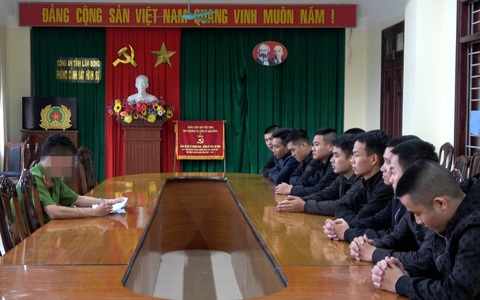 Từ Hà Nam, Hà Giang vào Đà Lạt làm 'tín dụng đen' lấy lãi 820%/năm