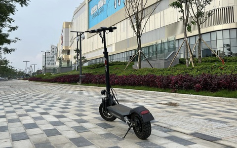 ‘Có ô tô, tôi sắm thêm scooter điện dùng hằng ngày’