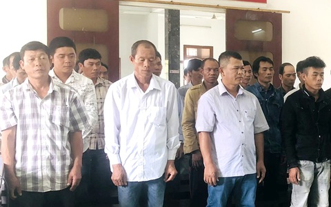 Để lâm tặc phá rừng, 2 cán bộ lâm nghiệp, kiểm lâm bị phạt tù
