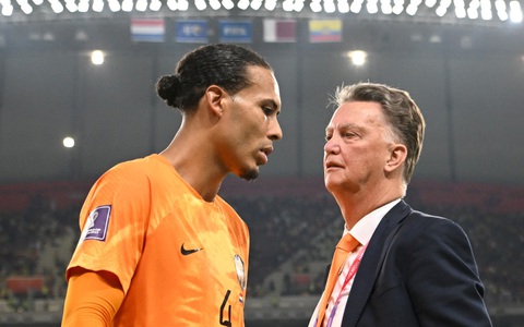 Điểm tin tối 5-9: Chê Messi, Van Gaal bị Van Dijk phản ứng