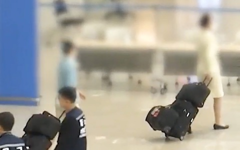 Hai nữ tiếp viên hàng không người Việt bị bắt tại Hàn Quốc vì nghi vận chuyển ma túy
