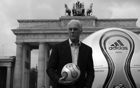 Beckenbauer - kẻ mạnh của làng bóng đá