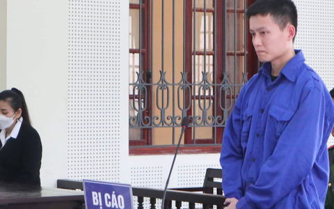 Phó giám đốc một công ty gỗ cướp ngân hàng lãnh 4 năm tù