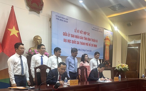 Đại học Quốc gia TP.HCM bồi dưỡng tiếng Anh, chuyển đổi số cho tỉnh Bình Thuận
